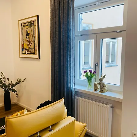 Amort Apartment *