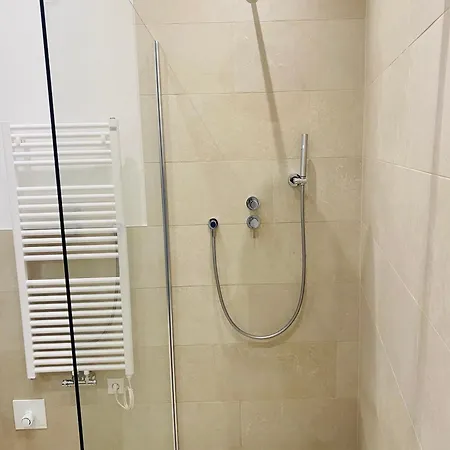 Apartment Amort *