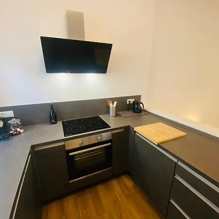 Apartment Amort *